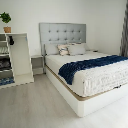 Duplex Ocean View Terrace 아데제